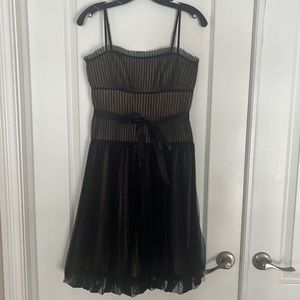 BCBGMAXAZRIA BLACK DRESS